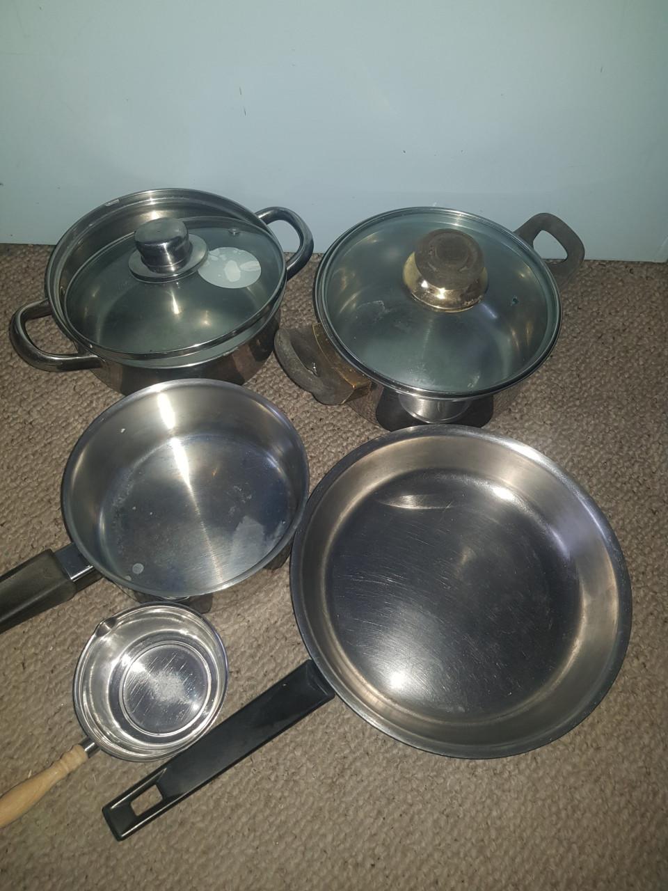 Partij kook en bakpannen