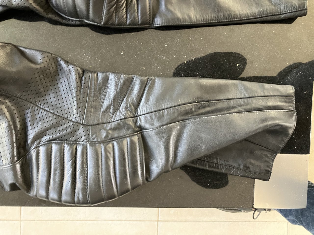 Top Skin Damen politie motorbroek leder maat 54 zomerversie! erg mooi