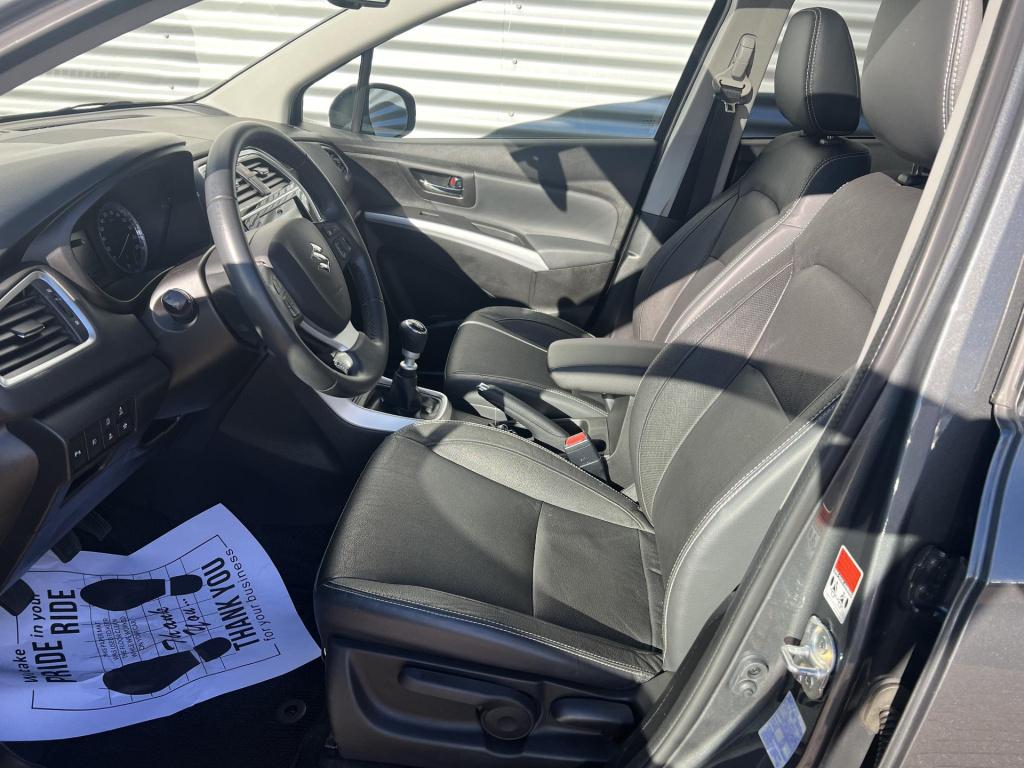 Suzuki Sx4 S-cross 1.4 boosterjet style smart hybrid