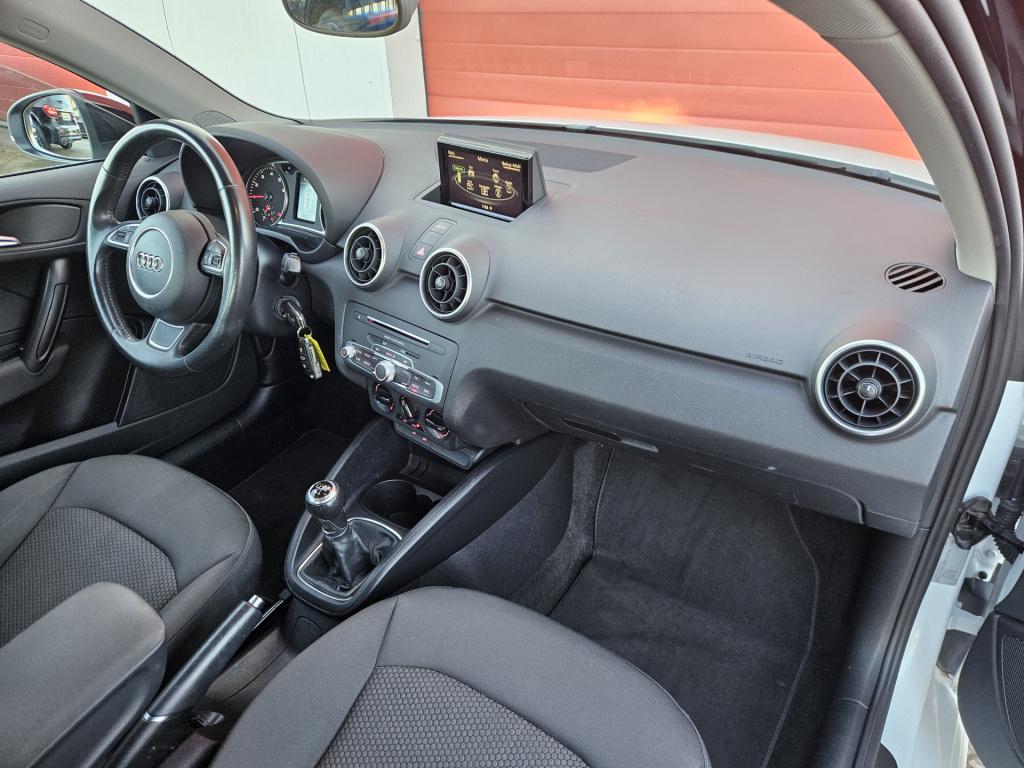 Audi A1 Sportback 1.0 tfsi s-line | cruisec. | bluetooth | navi