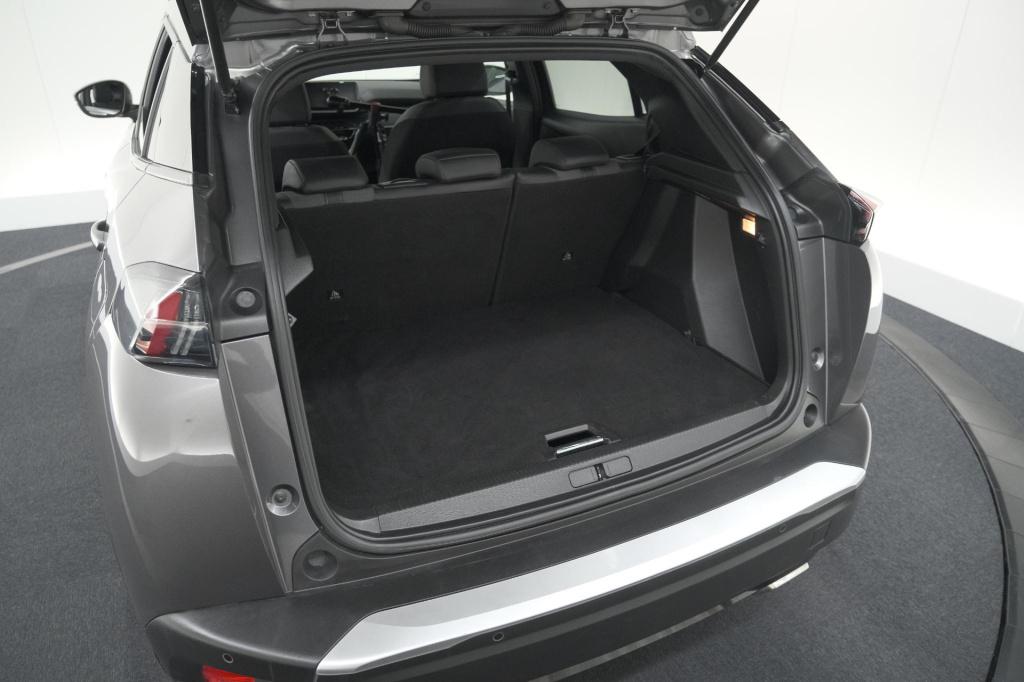 Peugeot 2008 puretech 130 eat8 allure pack | camera | apple carplay | parke