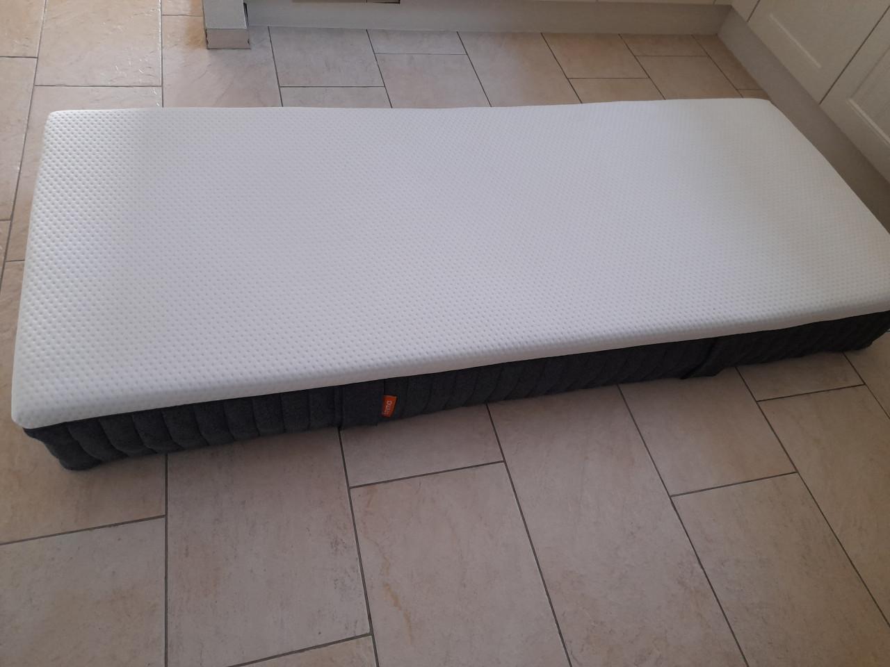 Dik matras 80 x 200 x 25 ( z.g.a.n.)