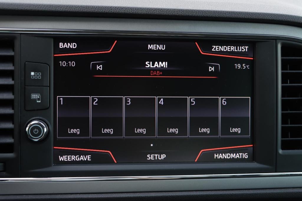 Seat Leon st 1.0 ecotsi style business intense 116pk