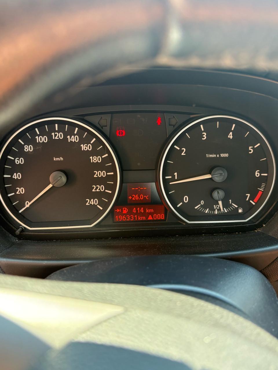 BMW 120i Grijs