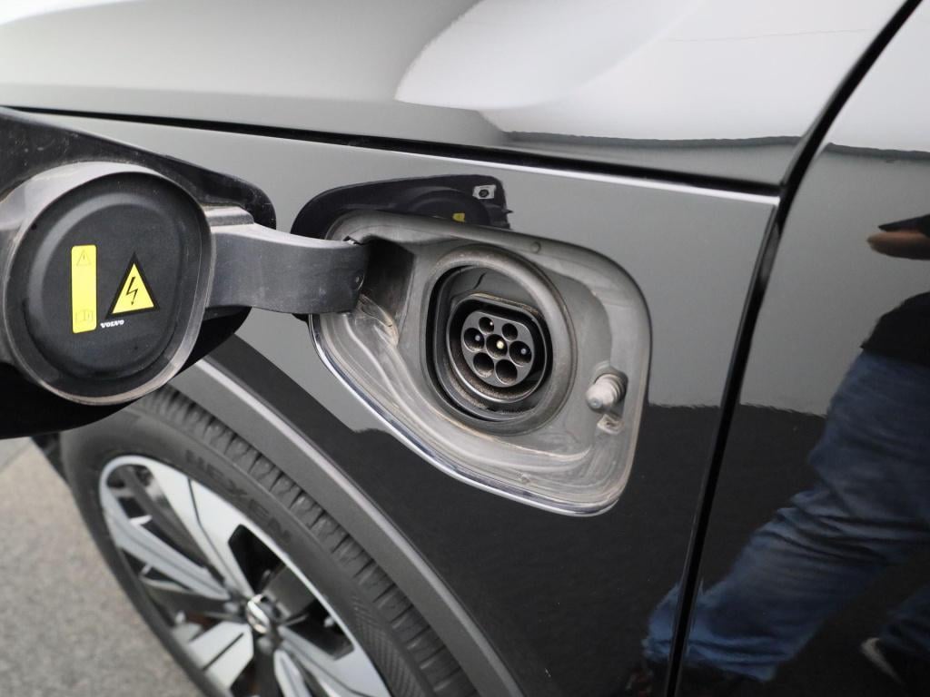 Volvo XC40 1.5 t4 plug-in hybrid plus bright | automaat | apple carplay / a