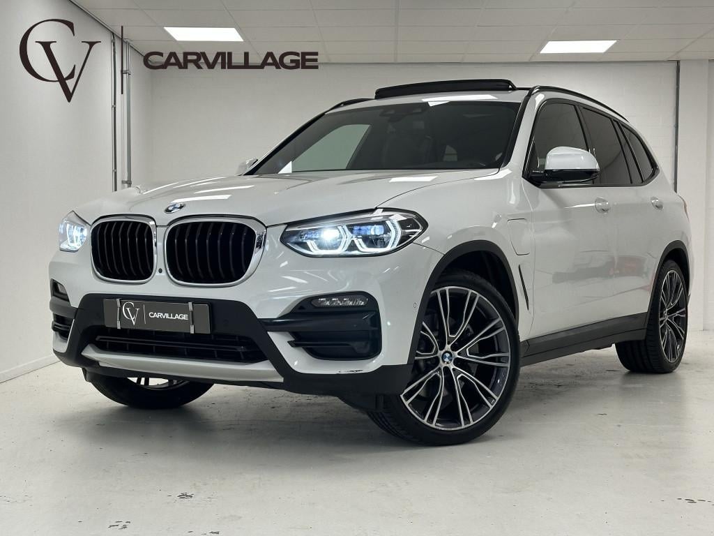 BMW X3 xdrive30e high ex. | harman/kardon | panoramadak | memory |