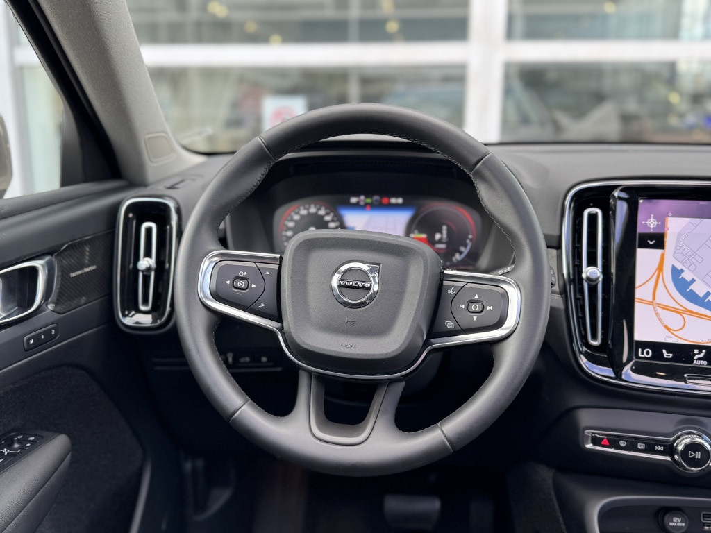 Volvo XC40 t5 262pk recharge ultimate bright| panodak| adap.cruise| leder|