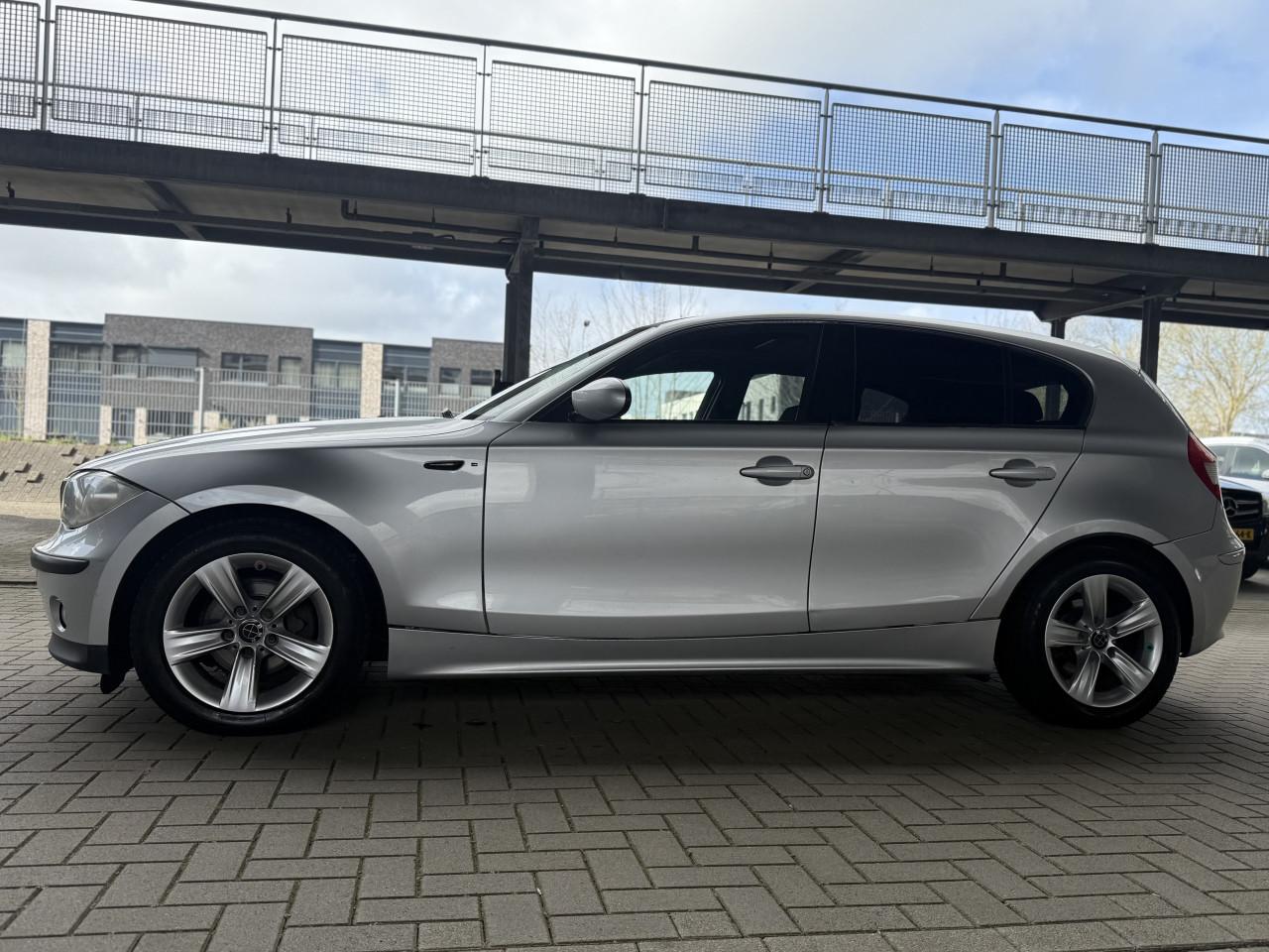 Bmw 1serie 116i zilver 5deurs pano fulloption (High-Executive)