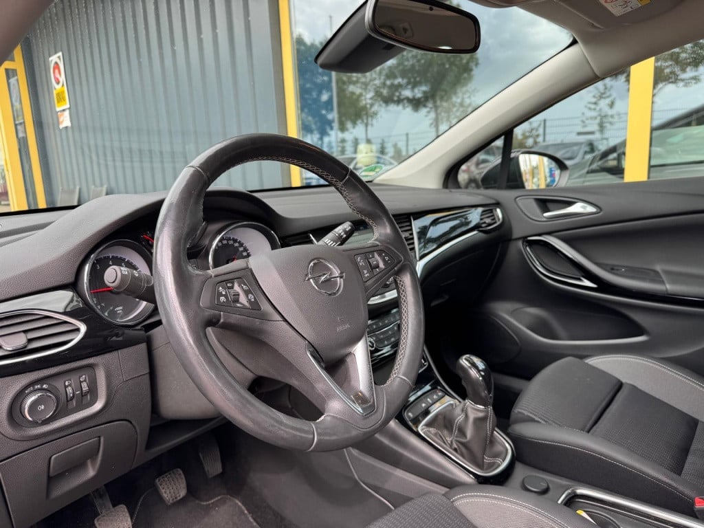 Opel Astra sports tourer 1.2 bns elegance
