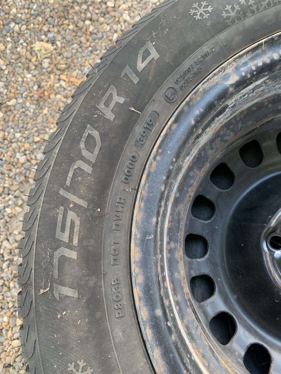 Opel Corsa D winterbanden set