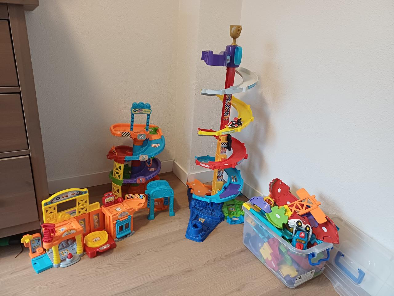 Toet toet auto banen