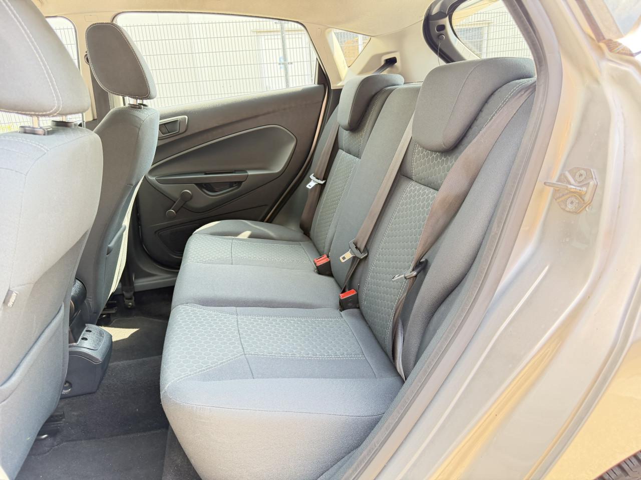 Ford Fiësta 1.6 Ti-vct 88KW 5DR 2011 Grijs  Airco Apk  Nap