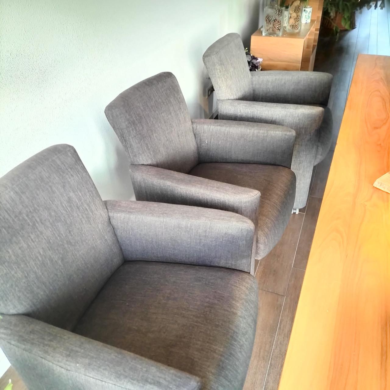 6 x keurig nette eetkamerstoelen