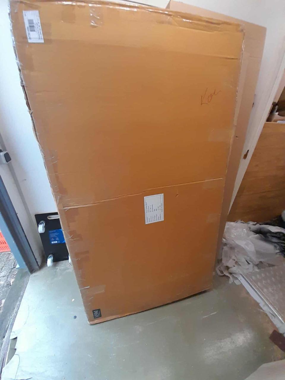 Ovale tafel zwart mango 180 cm HSM nieuw in verpakking