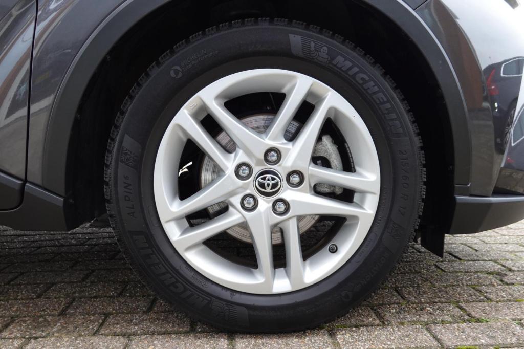 Toyota C-hr 1.8 hybrid active