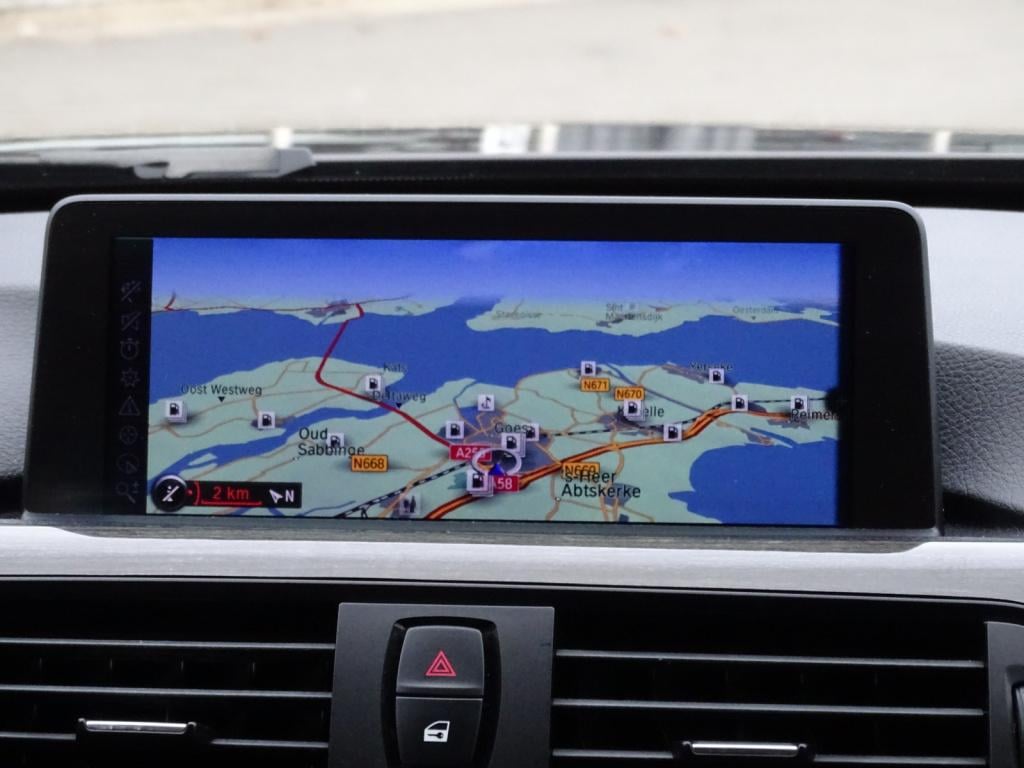 BMW 3-serie 320i high executive automaat | leder