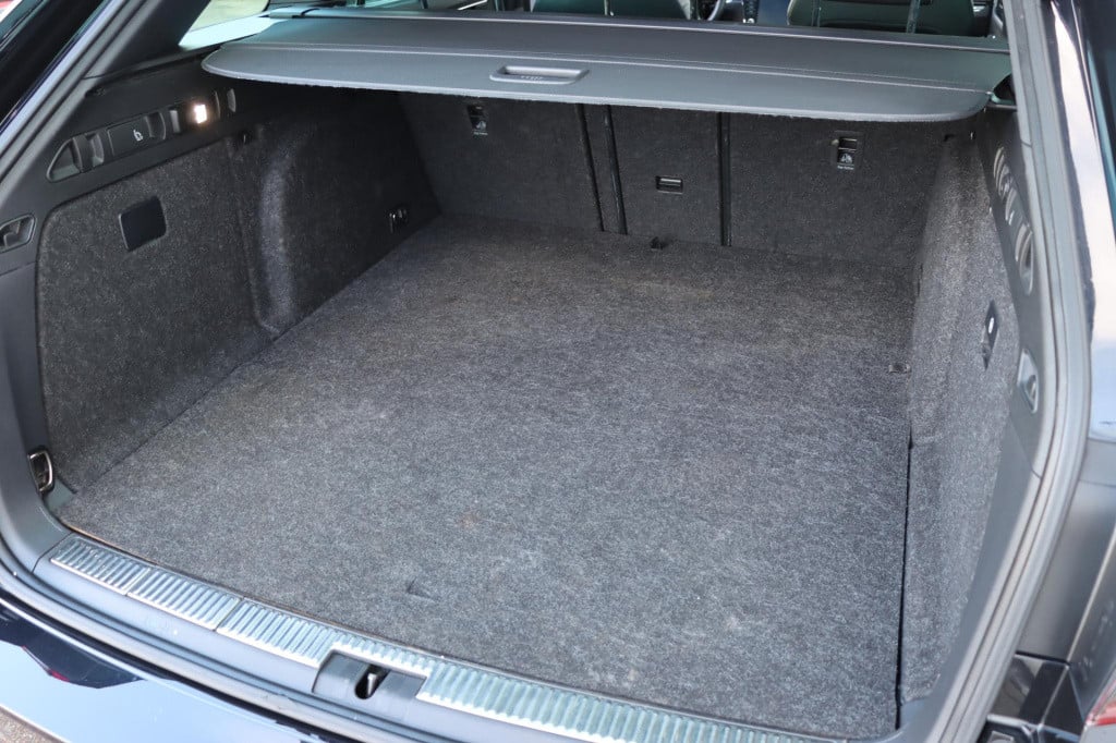 Skoda Superb combi 1.4 tsi iv laurin & klement 218pk dsg6