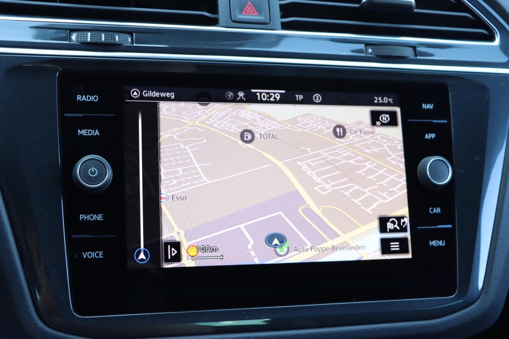 Volkswagen Tiguan 1.5 tsi r-line 150pk dsg7