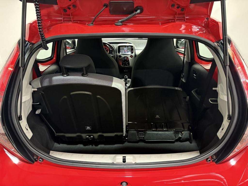 Toyota Aygo 1.0 vvt-i x-play