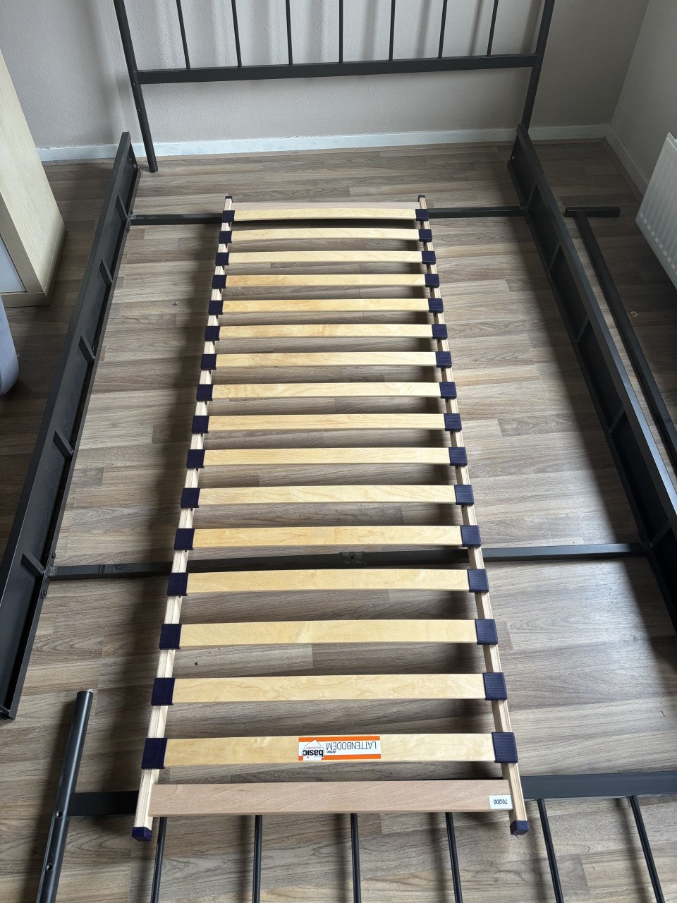 Twijfelaarbed (1.20 bij 2 meter) (GRATIS OP TE HALEN)