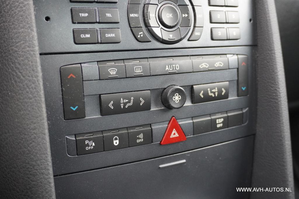 Peugeot 407 coupé 2.2-16v référence
