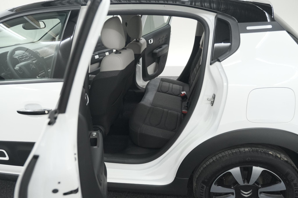 Citroen C3 puretech 82 shine | stoelverwarming | apple carplay | parkeersen
