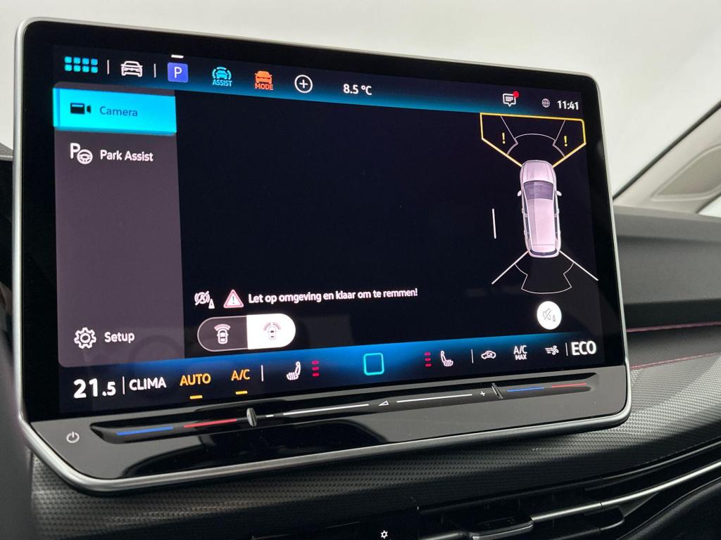 Volkswagen Golf style edition 204 pk plug in hybride