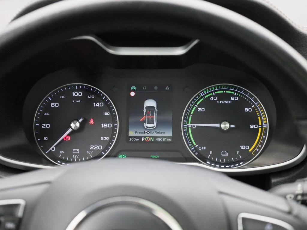 MG Zs Ev mg luxury 45 kwh | automaat | panoramadak | leder | navigatie | ai