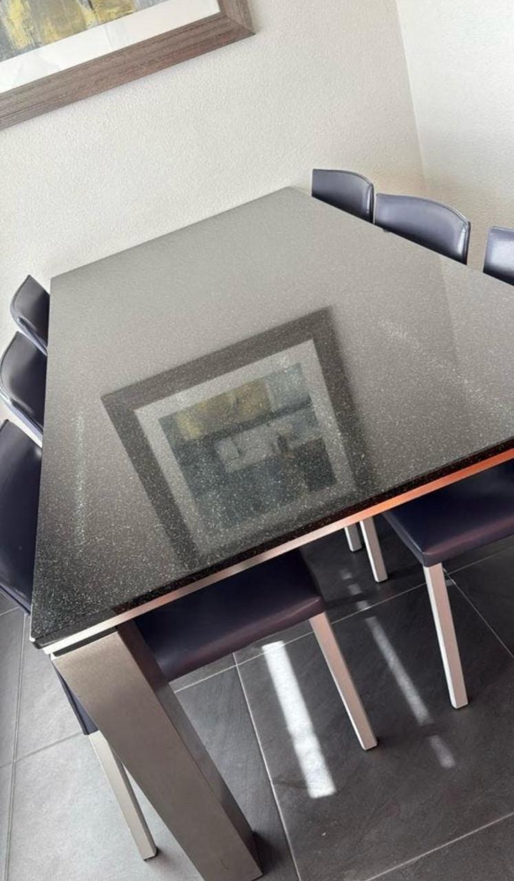 Eettafel granieten blad
