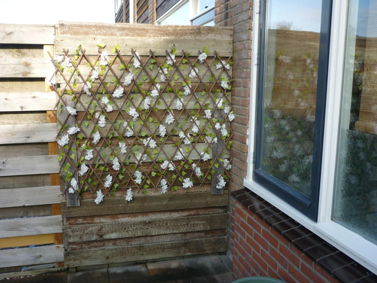TUIN WAND DECO