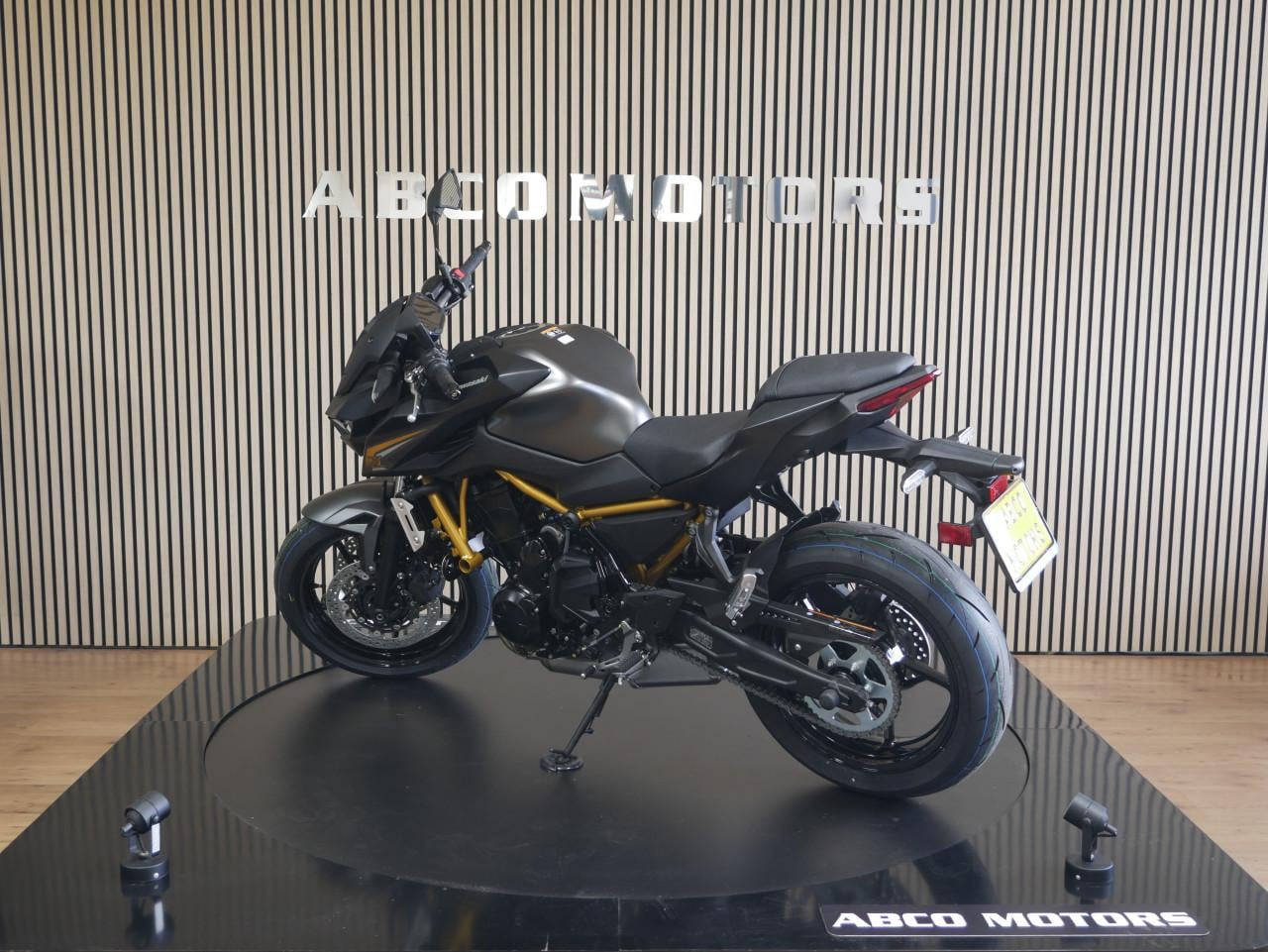 KAWASAKI Z650 S