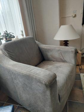 In goede staat : fauteuils 2 stuks