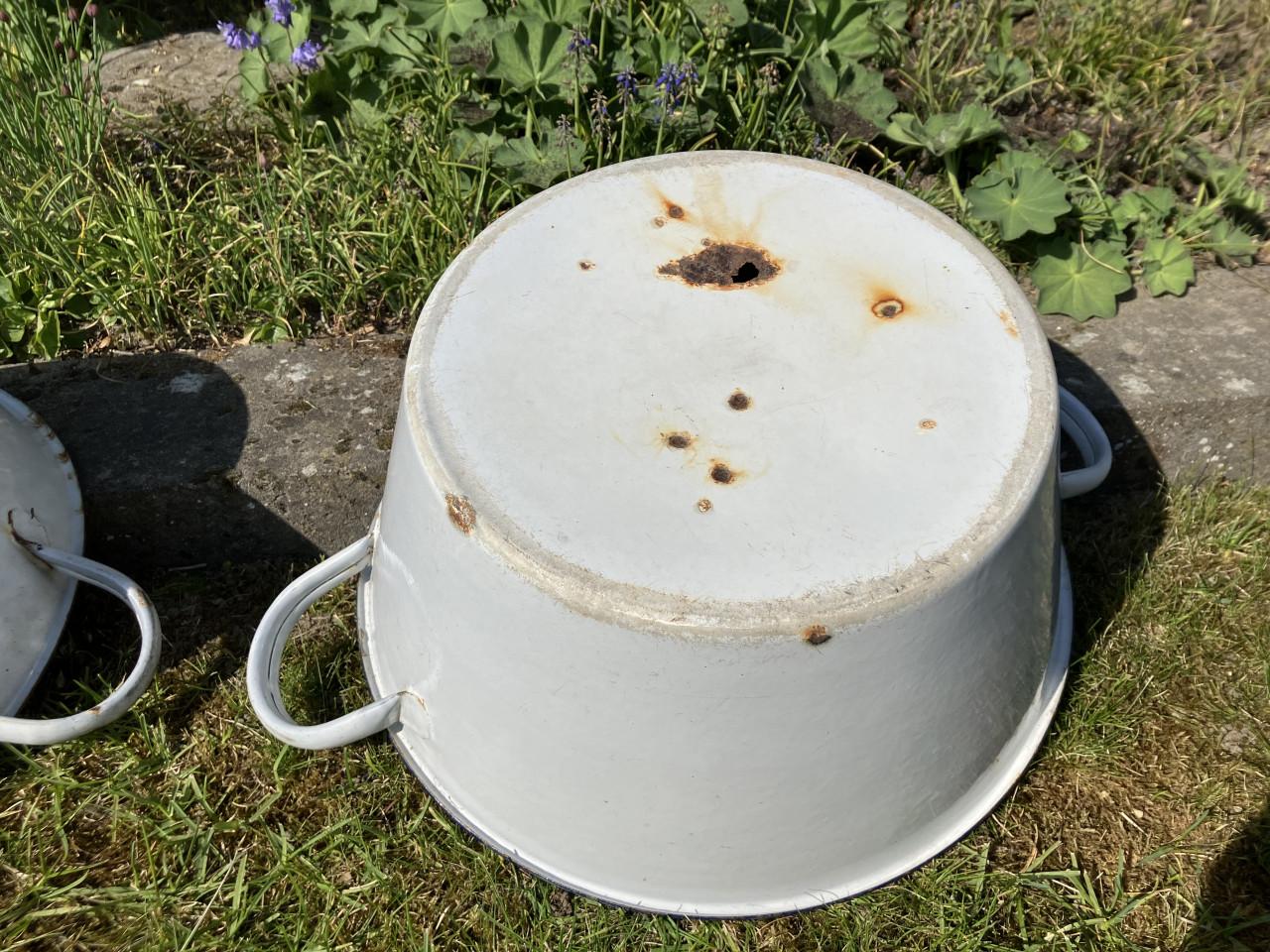 Emaille wasteil / bekken 2st.