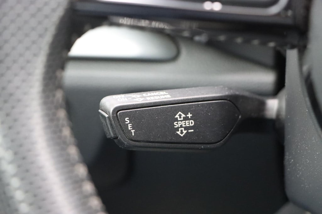 Audi A3 sportback 1.0 tfsi sport s line edition 115pk