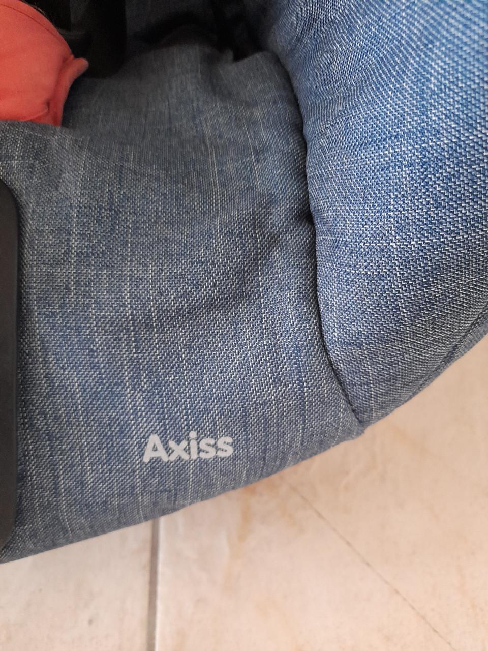 Maxi - cosi Axiss Draaibaar autostoel 9/18 kg  (in goede staat)