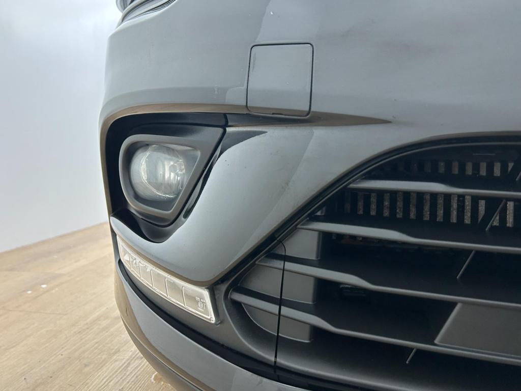 Renault Clio estate occasion 0.9 tce limited | zwart | tweedehands renault 