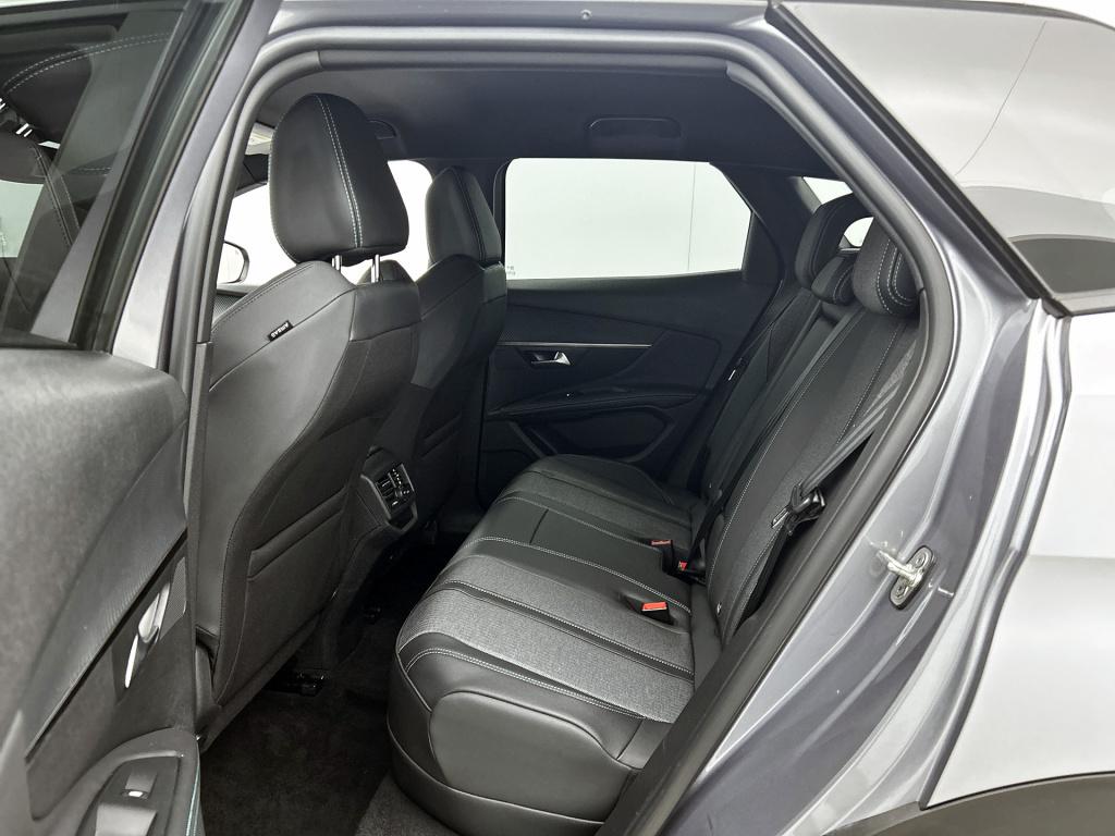 Peugeot 3008 plug-in hybrid 225 pk active pack business | rijklaar