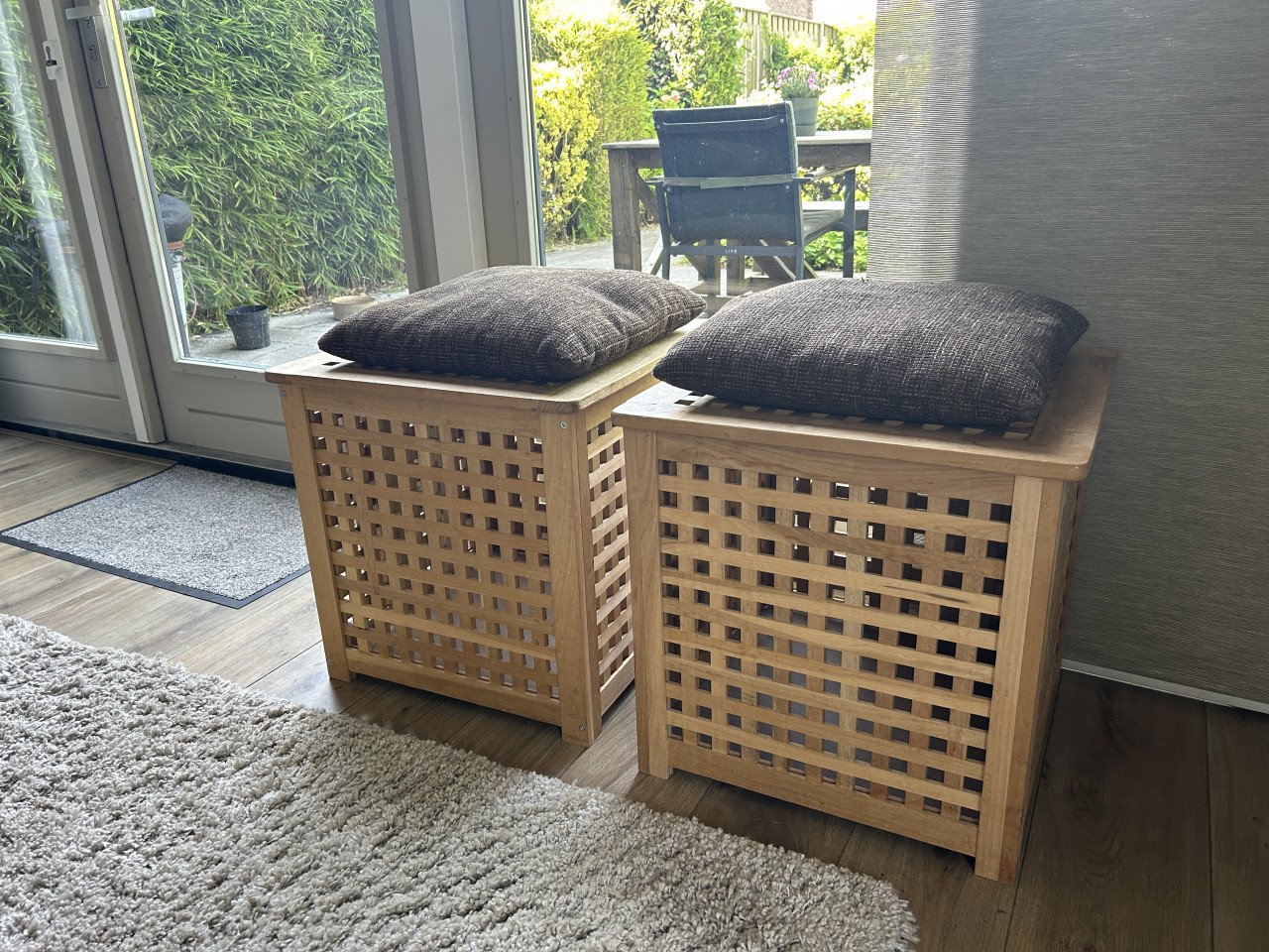 Ikea opbergkistjes / tafeltjes Hol (50x50)
