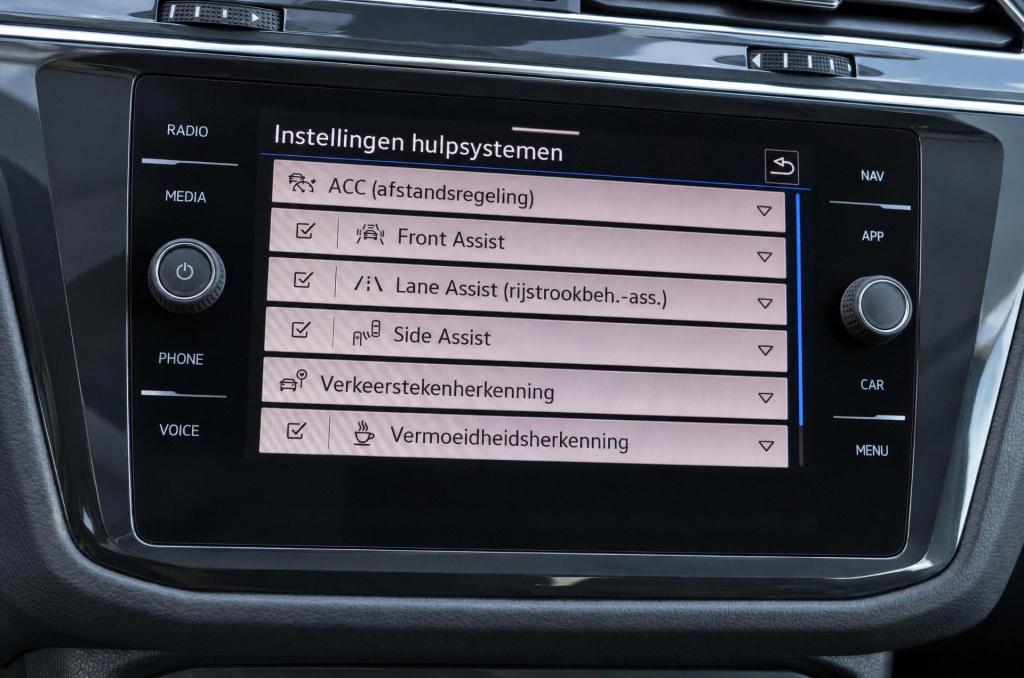Volkswagen Tiguan 1.4 tsi elegance 245pk dsg6 | soh 88,6% |