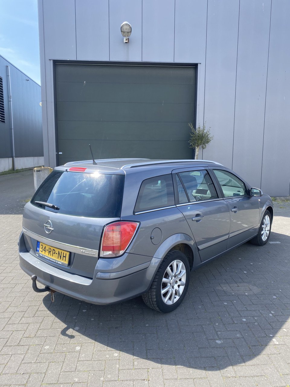 Opel Astra 1.6 16V St.wgn. 2005 Grijs | NAP | NIEUW APK!