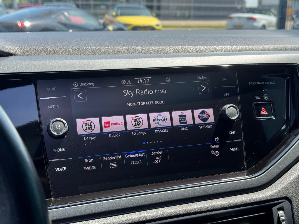 Volkswagen Taigo 1.5 tsi r-line * panoramadak * virtual cockpit * led * 18 