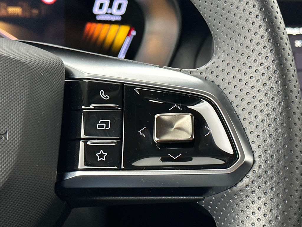 MG ZS mg automaat | 16'' lm velgen | apple carplay / android auto | camera 