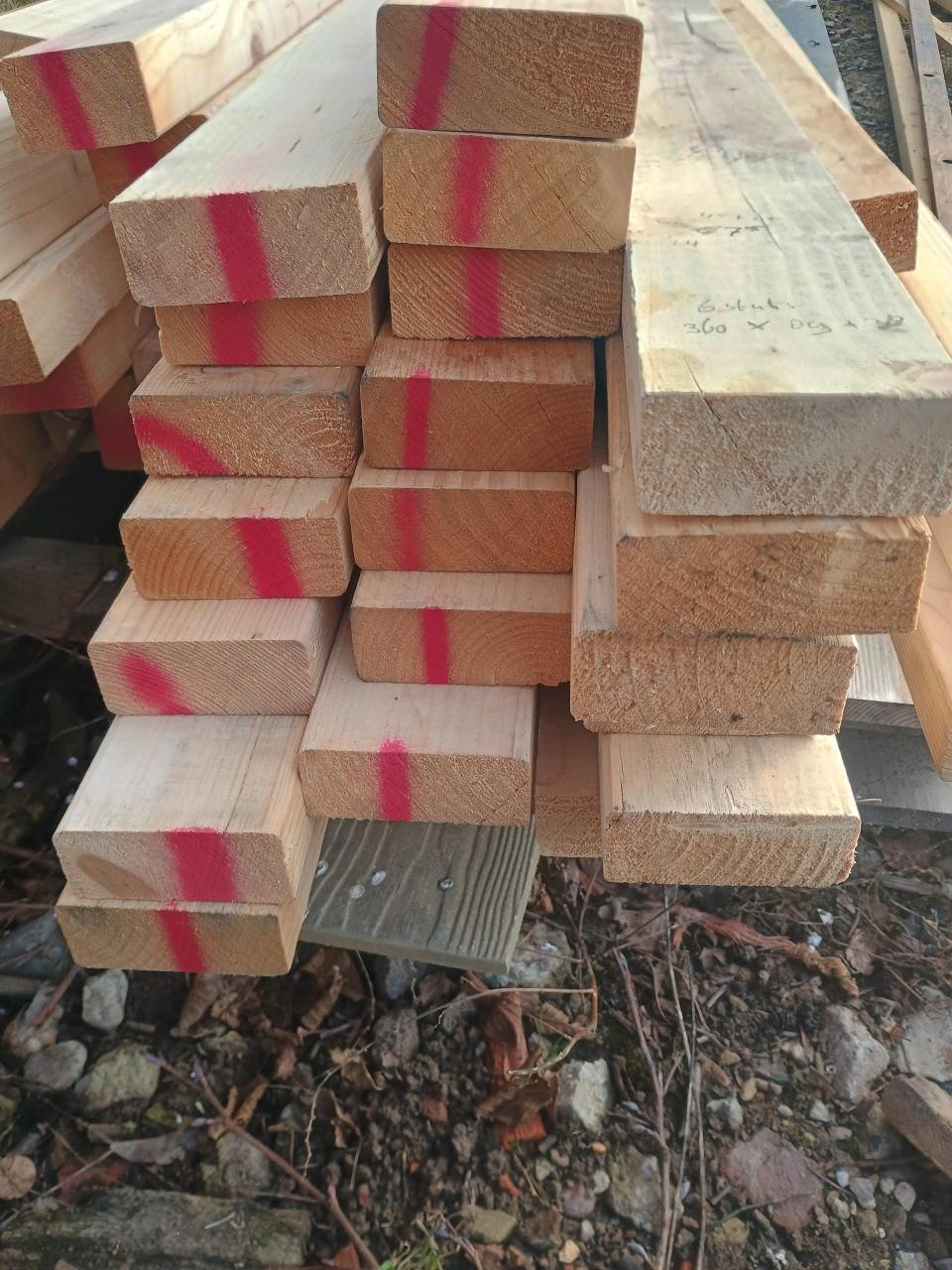 21 stuks ribben/ sls  89x38     15 x 300  en 6 stuks 360