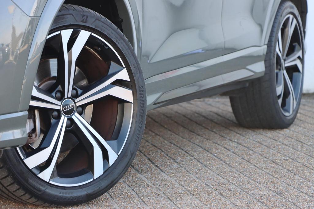 Audi Q3 45 tfsi e s edition 245pk s tronic