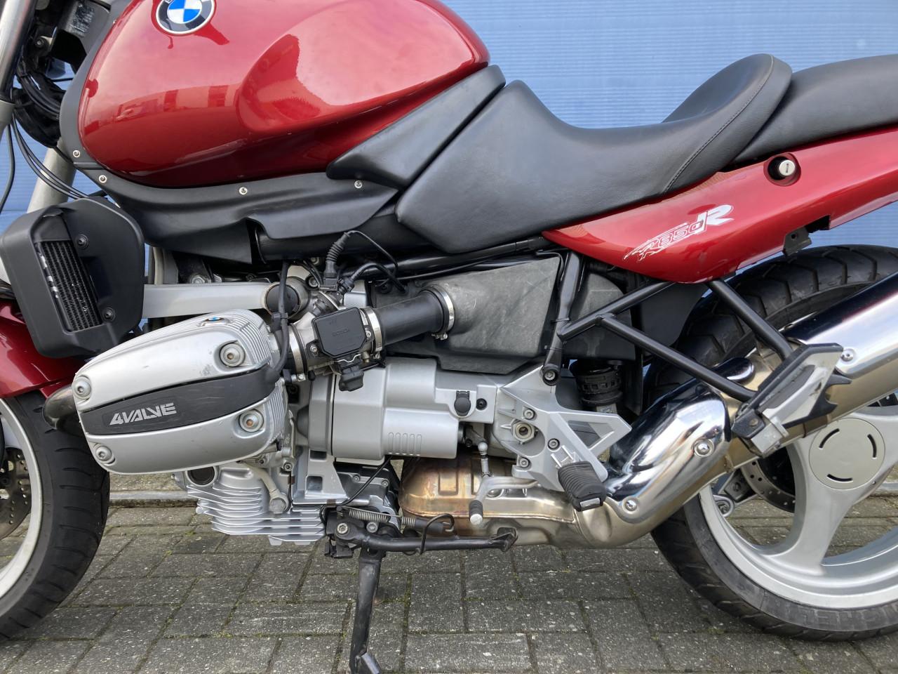 BMW R850R.      25KW