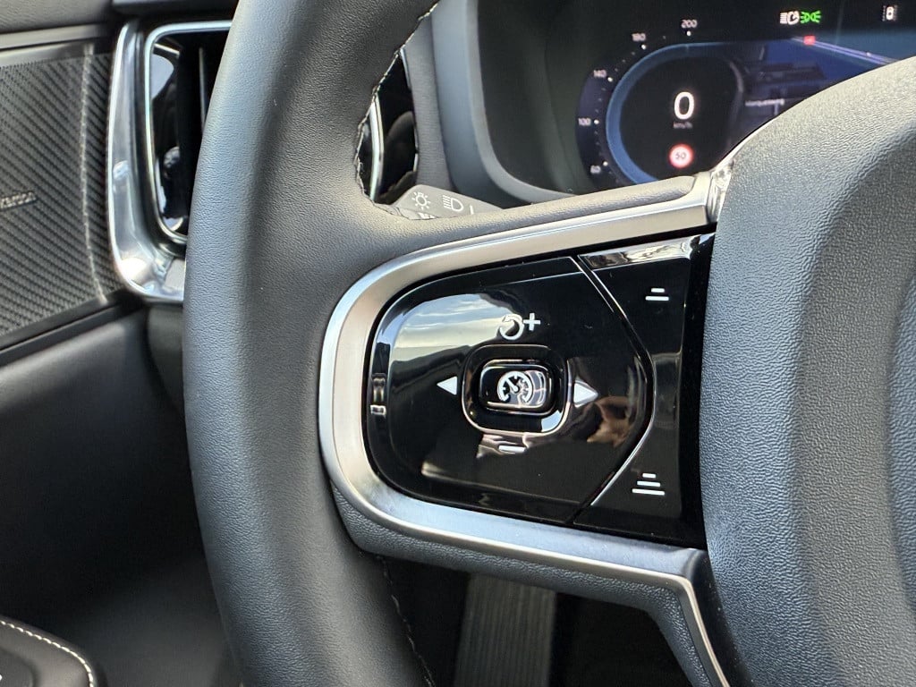 Volvo V60 v60 t6 awd plus dark