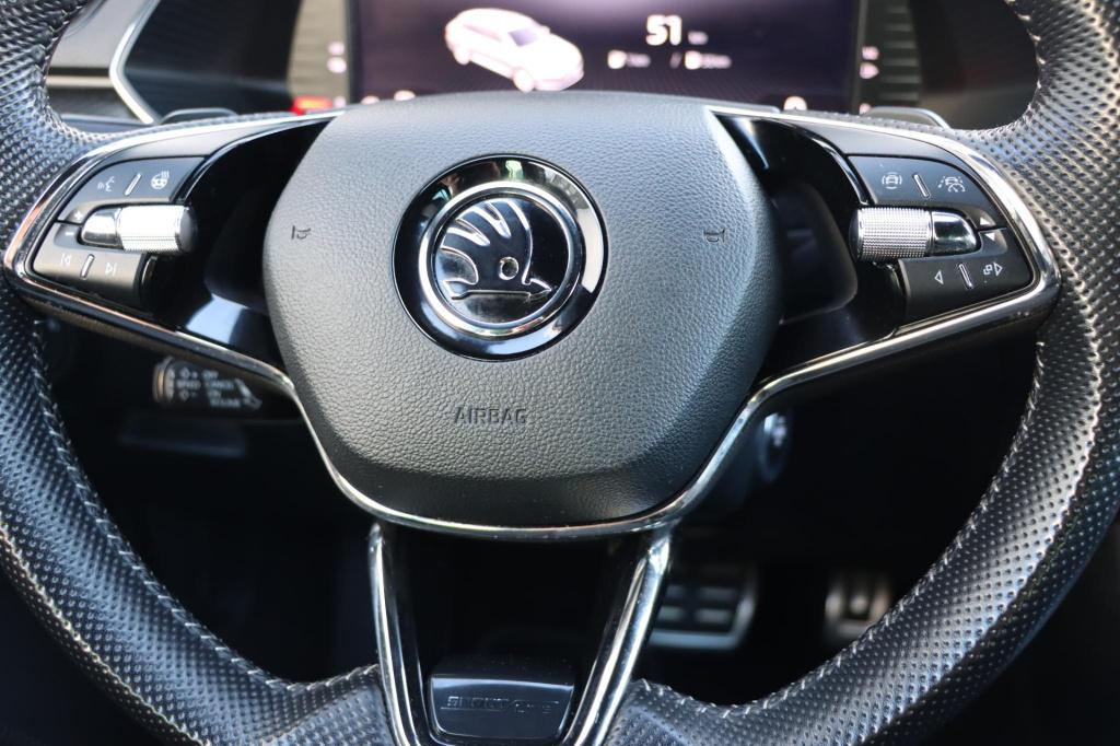 Skoda Superb combi 1.4 tsi iv sportline business 218pk dsg6