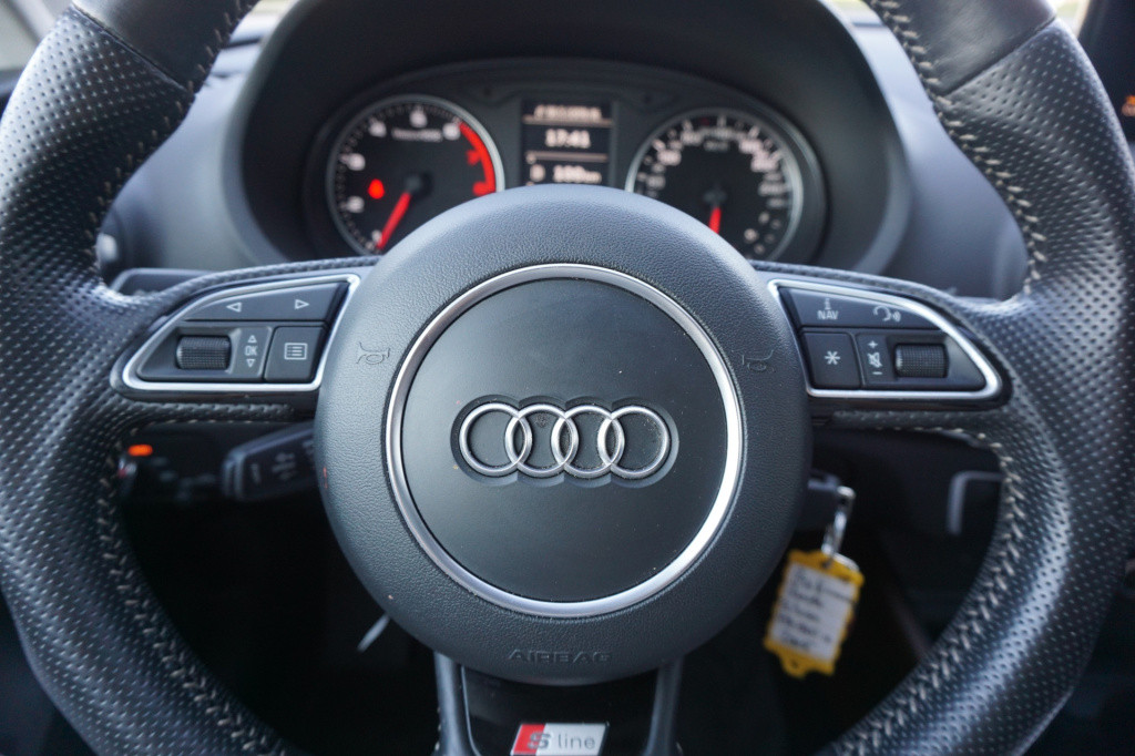 Audi A3 limousine 1.8 tfsi quattro ambition automaat panoramadak / leder / 