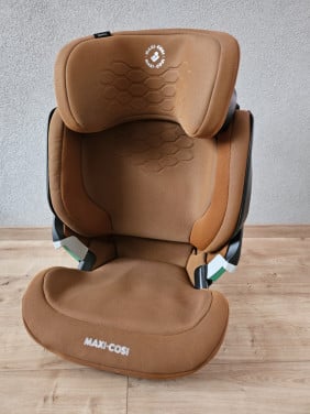 Maxi cosi kore pro i-size  authentic cognac  ( Z.G.A.N)