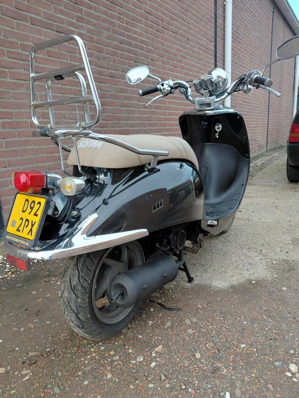 Sym Cello bromscooter